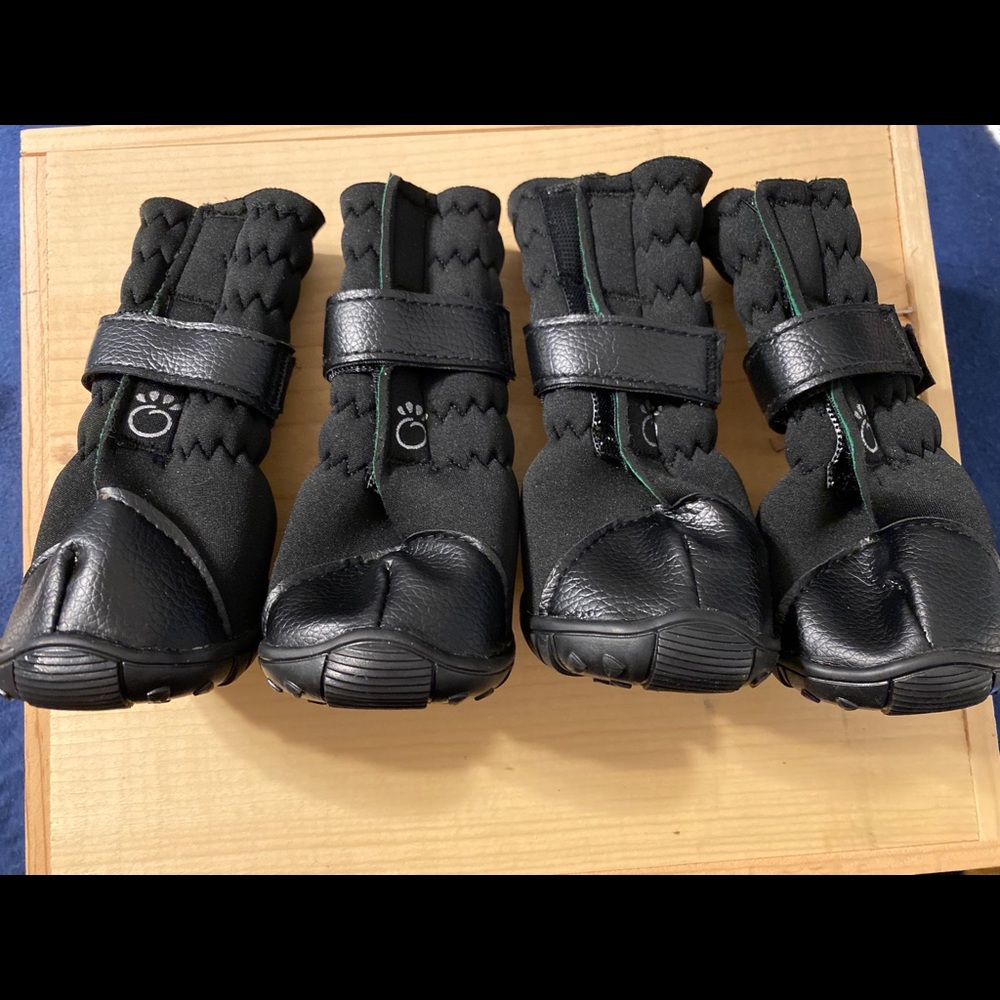 GF Pet Elastofit Dog Puppy Animal Boots Booties Black Adjustable Size Medium